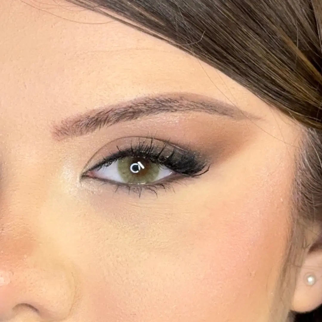 עדשות צבע Aurora Yellow Green